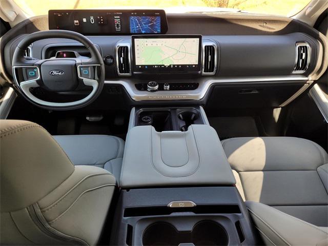 new 2025 Ford Expedition car, priced at $80,950