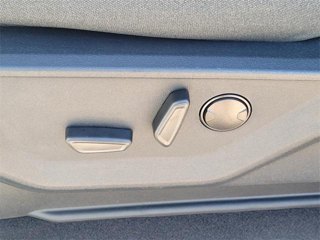 new 2025 Ford F-150 car, priced at $59,728