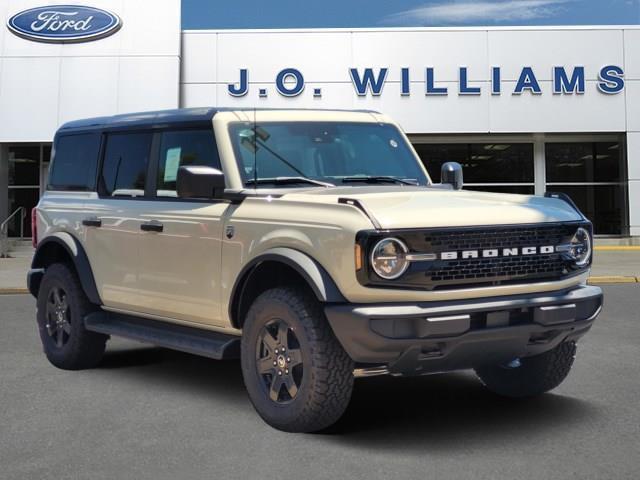 new 2025 Ford Bronco car, priced at $47,170