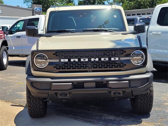 new 2025 Ford Bronco car, priced at $48,670