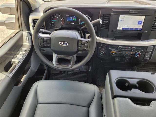 new 2025 Ford F-350 car, priced at $67,275
