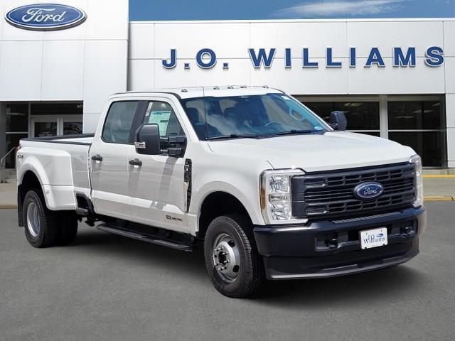 new 2025 Ford F-350 car, priced at $67,275