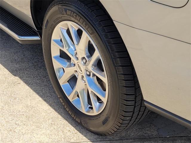 used 2020 Ford Expedition car, priced at $32,900
