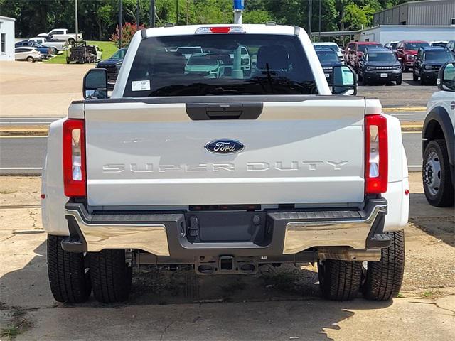 new 2025 Ford F-350 car, priced at $68,180