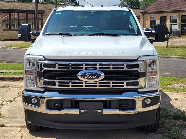 new 2025 Ford F-350 car, priced at $68,180