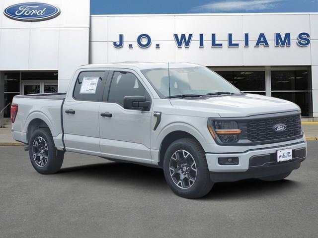 new 2024 Ford F-150 car, priced at $45,725