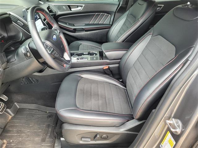 used 2022 Ford Edge car, priced at $29,500