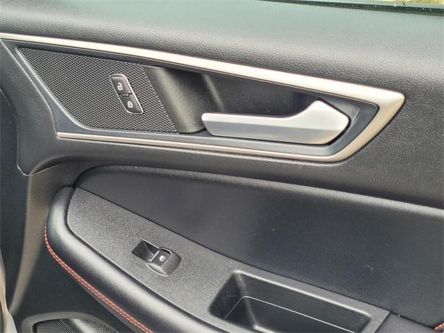 used 2022 Ford Edge car, priced at $29,500