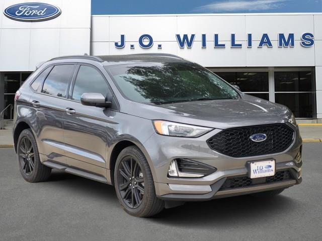 used 2022 Ford Edge car, priced at $29,500