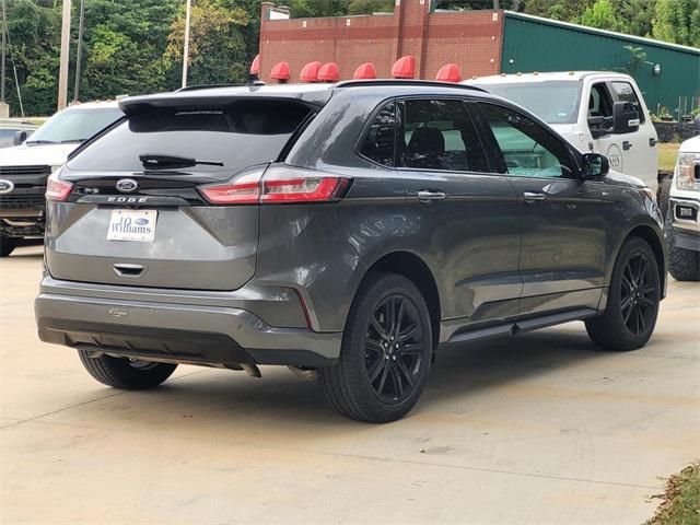used 2022 Ford Edge car, priced at $29,500