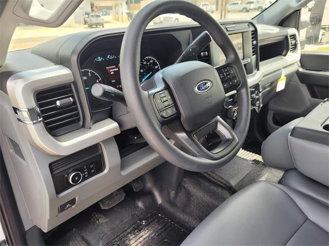 new 2025 Ford F-450 car, priced at $77,745