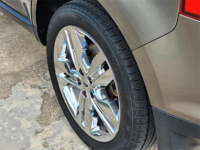 used 2013 Ford Edge car, priced at $10,900