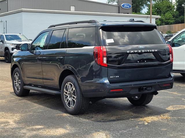 new 2025 Ford Expedition car, priced at $69,385