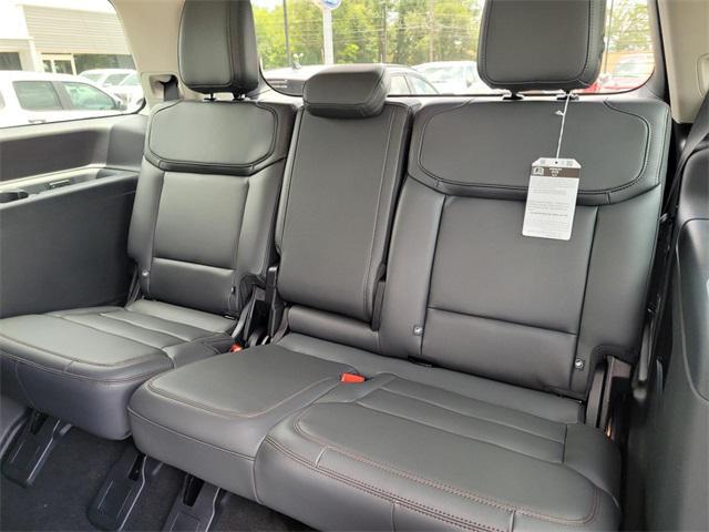new 2025 Ford Expedition car, priced at $69,385