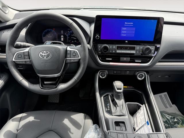 new 2025 Toyota Grand Highlander car, priced at $58,103