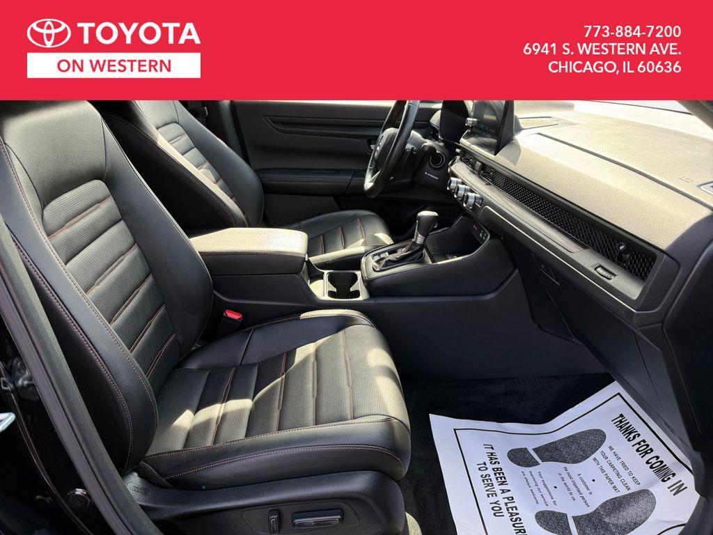 used 2025 Honda CR-V Hybrid car, priced at $29,752