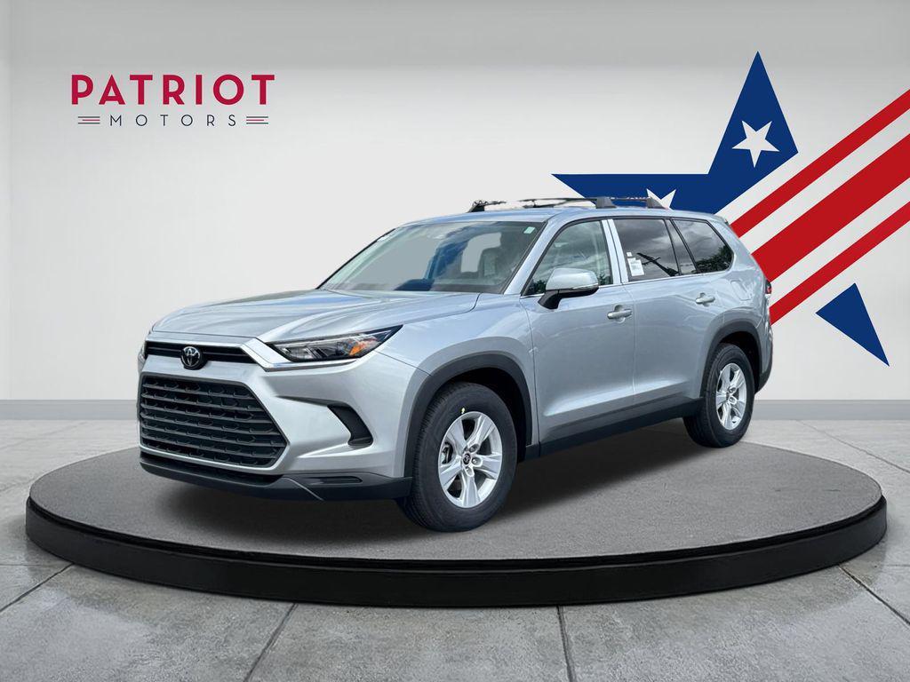 new 2025 Toyota Highlander car, priced at $43,408