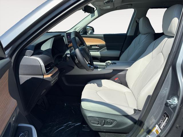 new 2025 Toyota Grand Highlander car, priced at $58,103