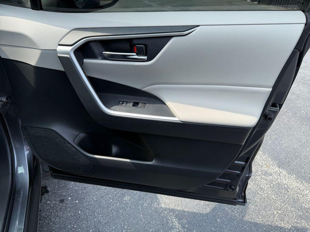 used 2022 Toyota RAV4 Hybrid car, priced at $30,593
