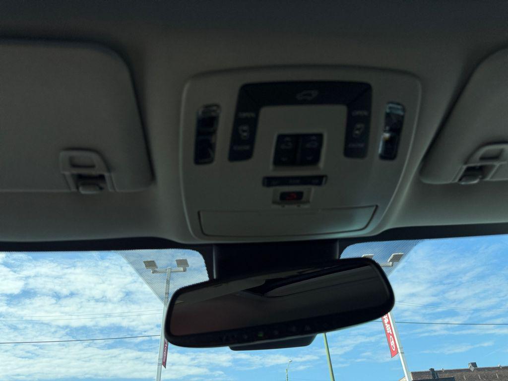 new 2025 Toyota Sienna car, priced at $49,555