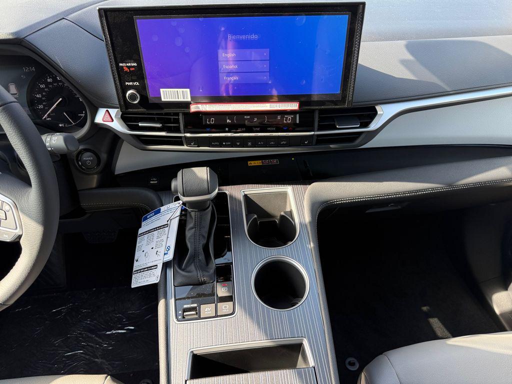 new 2025 Toyota Sienna car, priced at $49,555