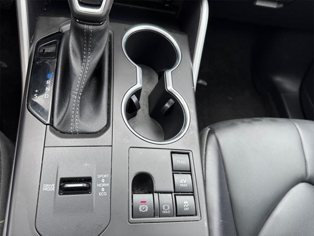 used 2023 Toyota Highlander Hybrid car, priced at $42,064