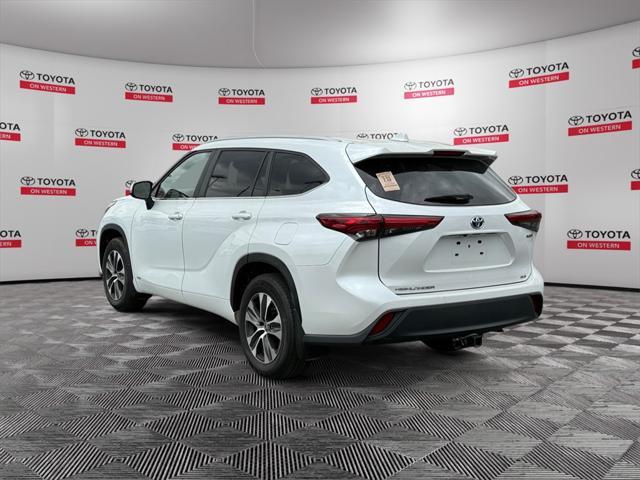 used 2023 Toyota Highlander Hybrid car, priced at $42,064