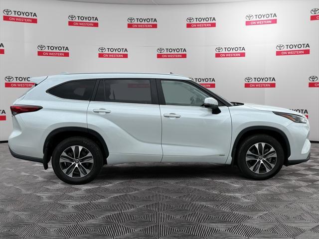 used 2023 Toyota Highlander Hybrid car, priced at $42,064