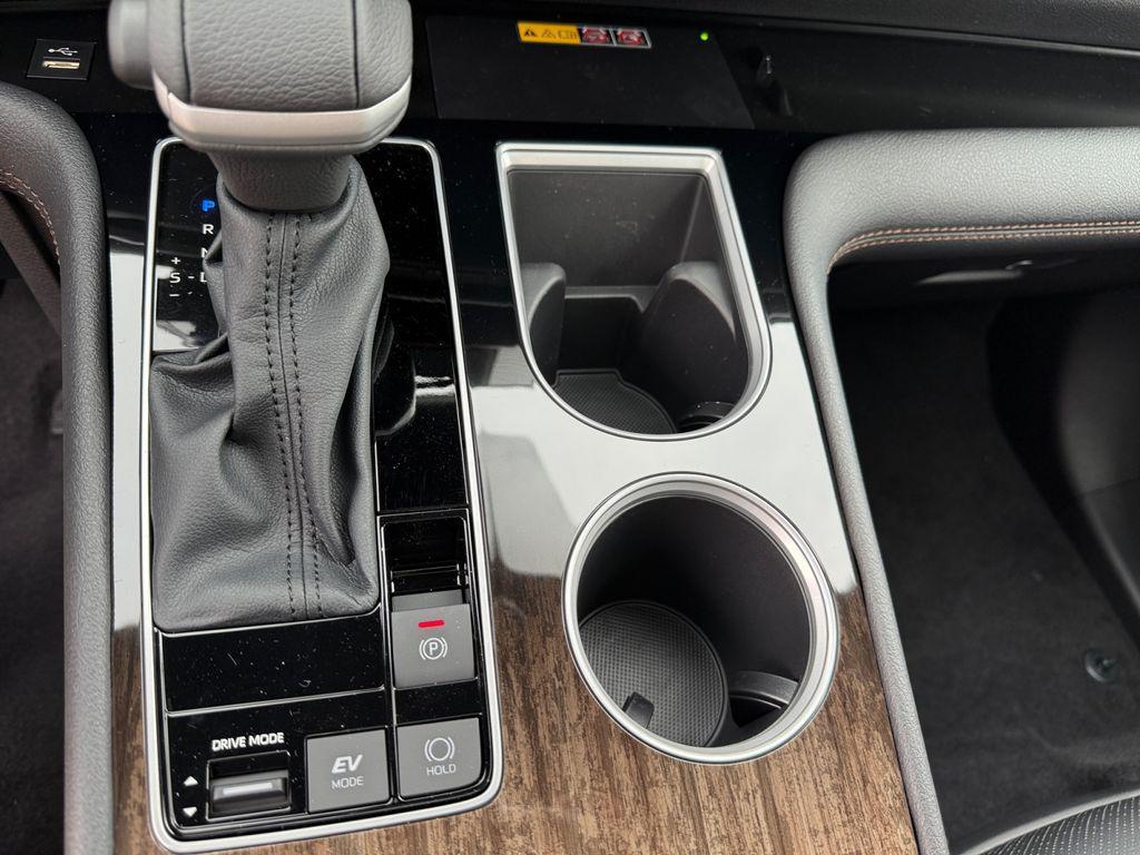 new 2025 Toyota Sienna car, priced at $57,971