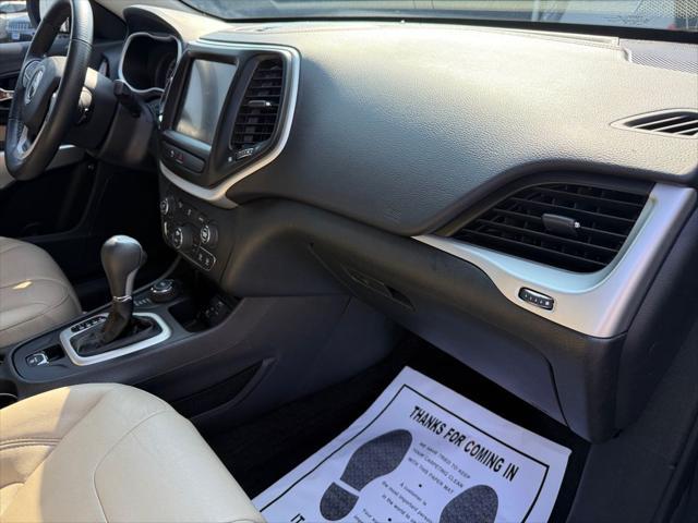 used 2018 Jeep Cherokee car, priced at $13,356