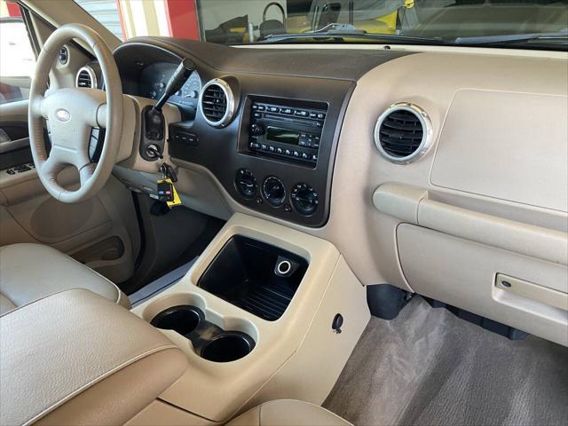 used 2004 Ford Expedition car, priced at $5,950