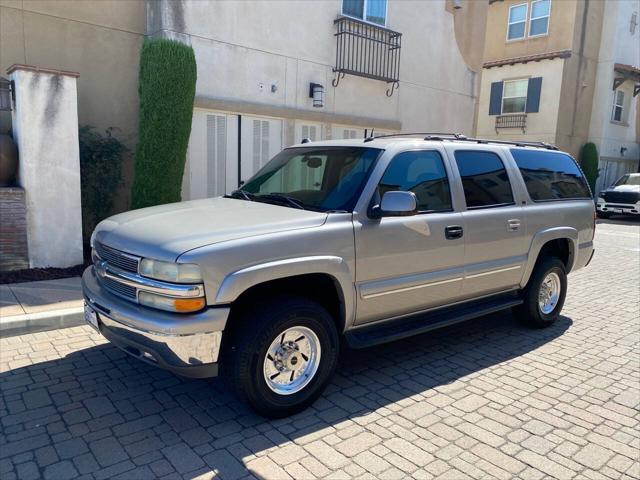 used 2004 Chevrolet Suburban car, priced at $7,950