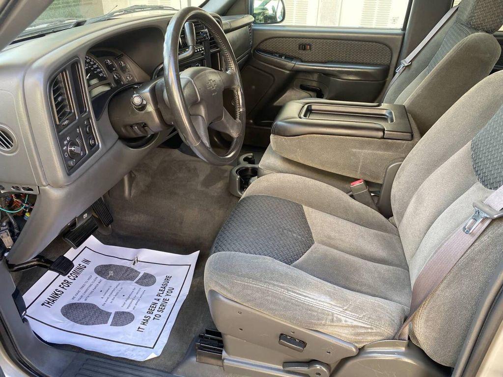 used 2004 Chevrolet Avalanche car, priced at $7,950