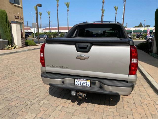 used 2008 Chevrolet Avalanche car, priced at $7,950