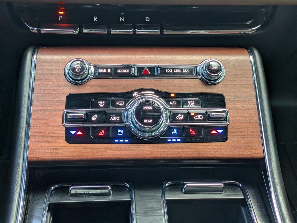 used 2021 Lincoln Aviator car, priced at $36,994