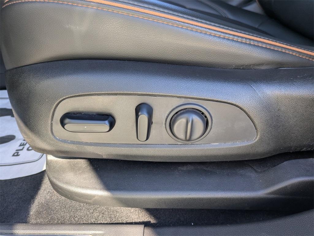 used 2021 GMC Acadia car, priced at $18,400