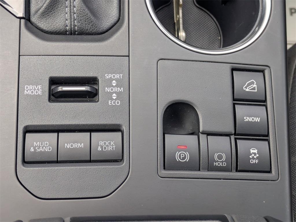 used 2024 Toyota Highlander car, priced at $34,991