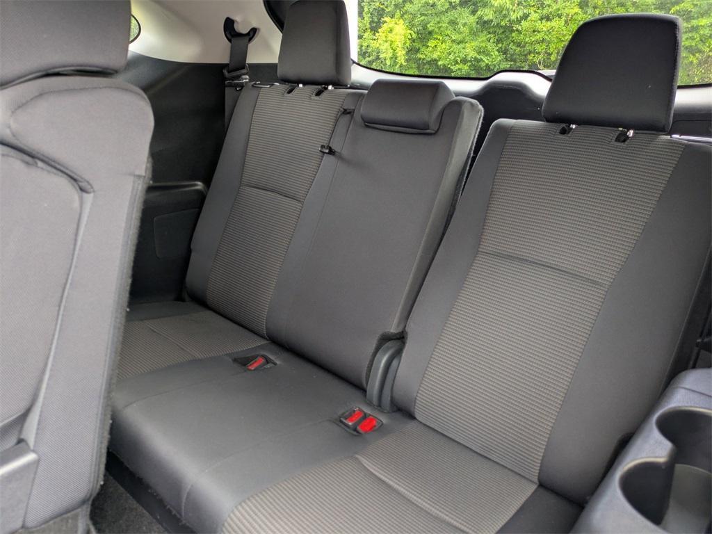 used 2024 Toyota Highlander car, priced at $34,991