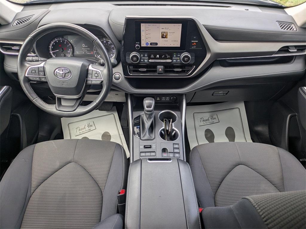 used 2024 Toyota Highlander car, priced at $34,991
