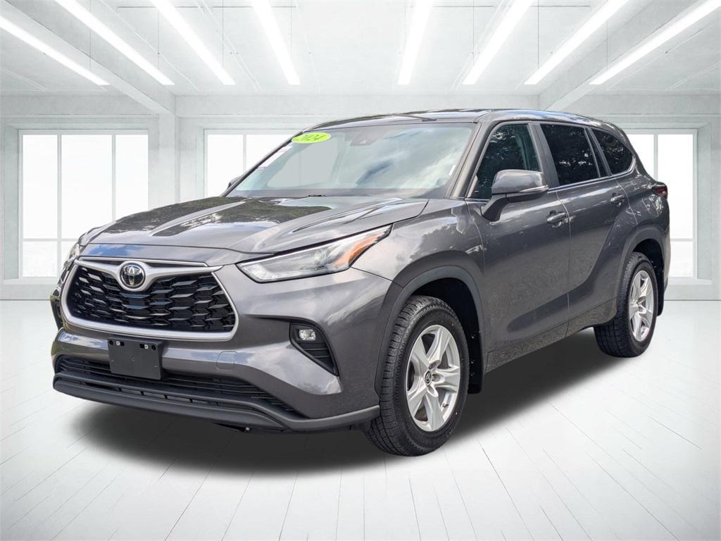 used 2024 Toyota Highlander car, priced at $34,991