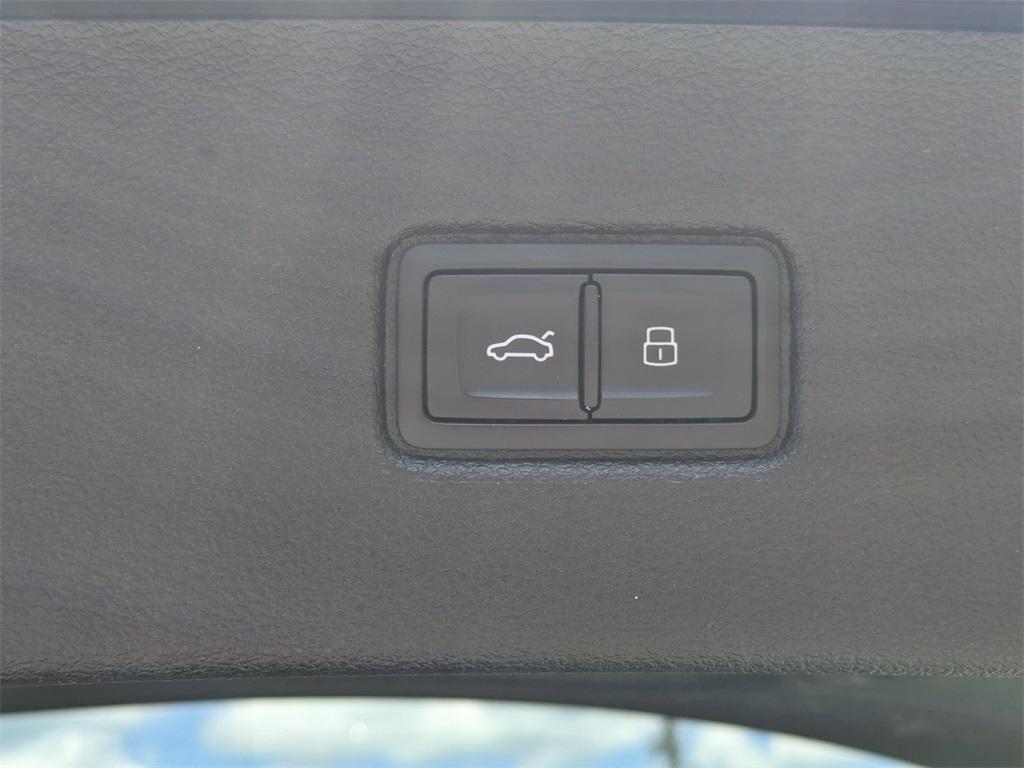 used 2023 Audi Q7 car, priced at $36,991