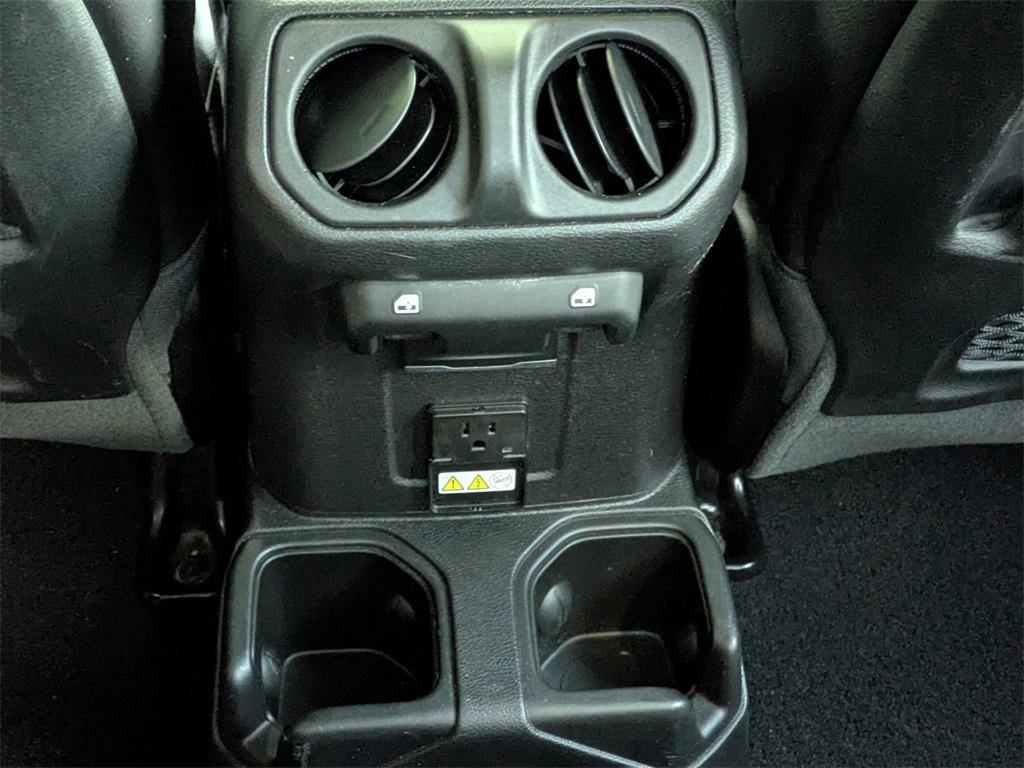 used 2023 Jeep Gladiator car, priced at $43,991