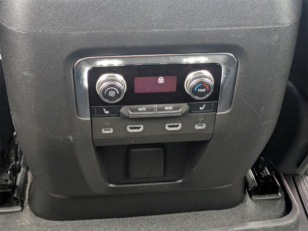 used 2023 GMC Yukon car, priced at $68,591