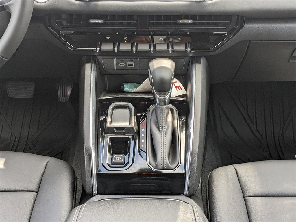 new 2025 GMC Canyon car, priced at $45,001