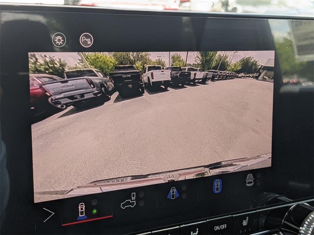 new 2025 GMC Canyon car, priced at $45,001