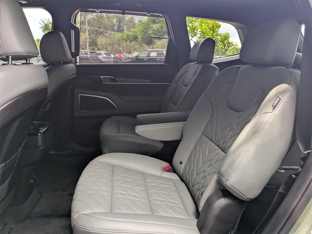 used 2024 Kia Telluride car, priced at $40,991