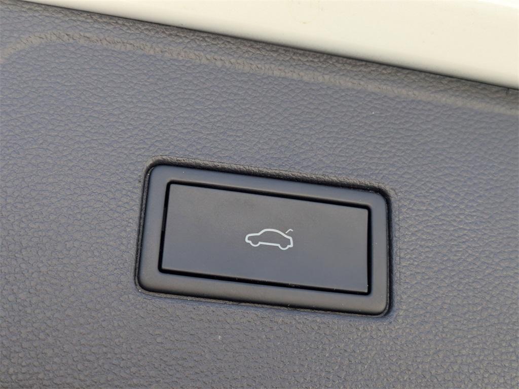 used 2023 Volkswagen Atlas car, priced at $26,500