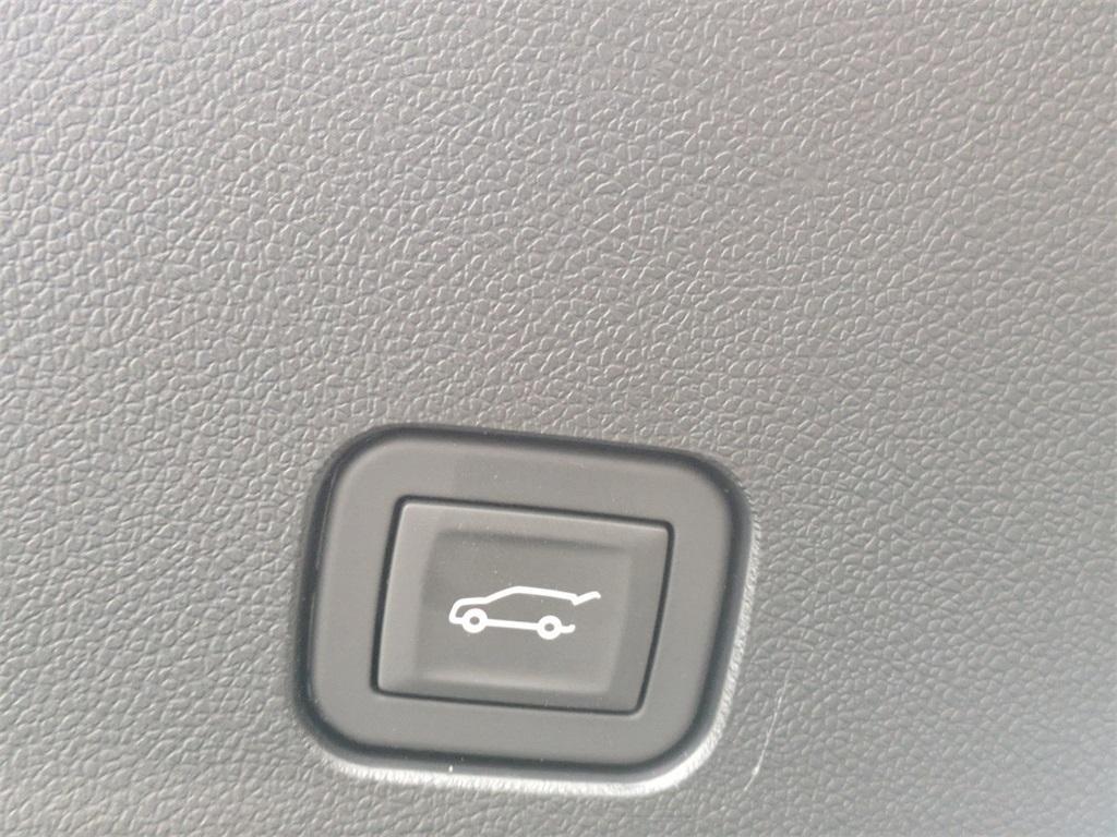 new 2026 GMC Acadia car, priced at $49,562