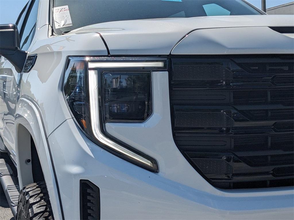 new 2025 GMC Sierra 1500 car, priced at $66,061