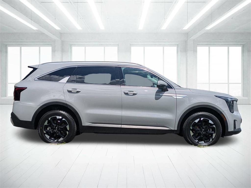 used 2024 Kia Sorento car, priced at $29,640